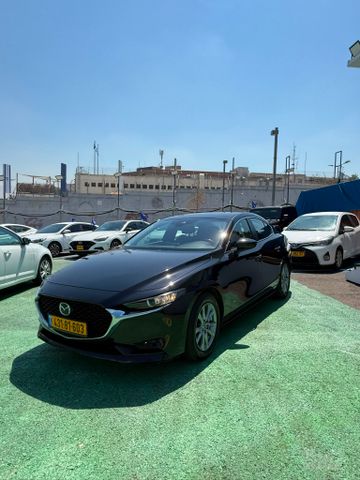 מודעת רכב מאזדה 3