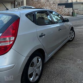 יונדאי i30