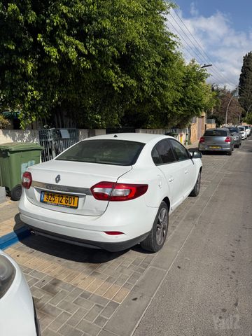 רנו פלואנס