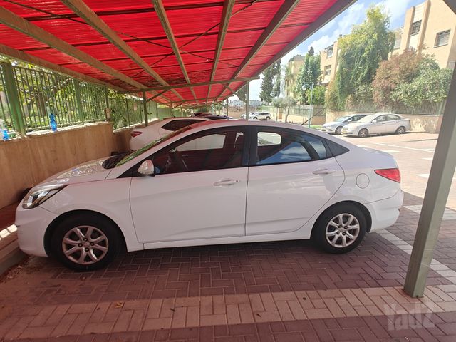 יונדאי אקסנט i25