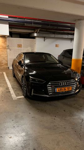 אאודי A5