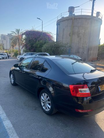 סקודה אוקטביה