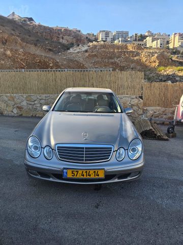 מודעת רכב מרצדס-בנץ E-class
