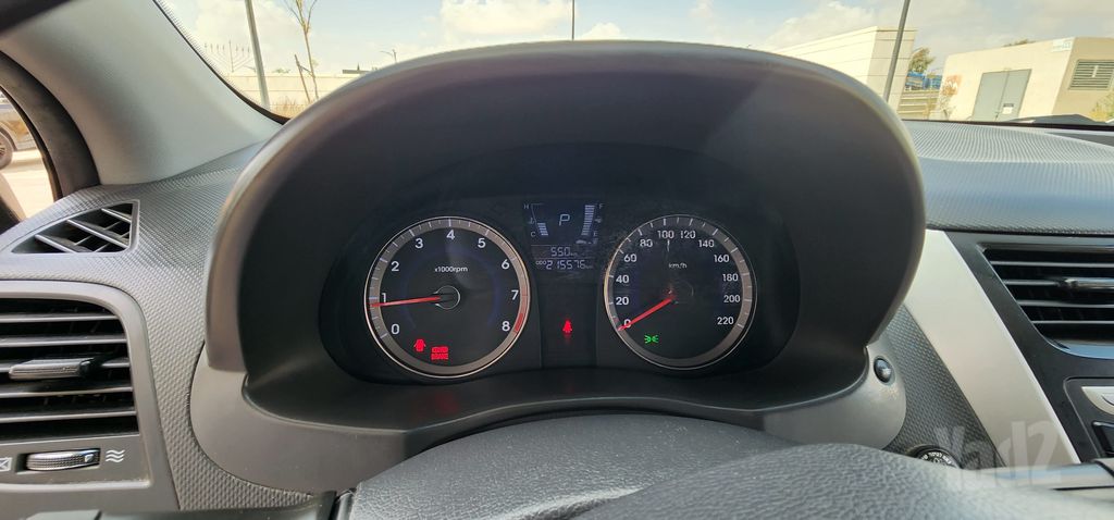 יונדאי אקסנט i25