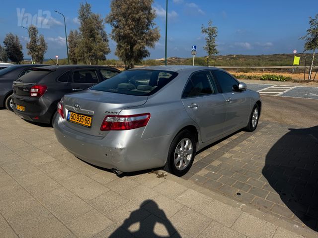 טויוטה קאמרי