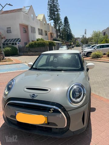 מיני קופר SE (חשמלית)