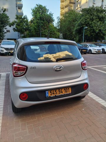 יונדאי i10
