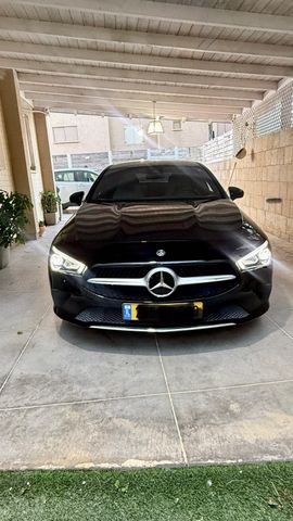 מודעת רכב מרצדס-בנץ CLA