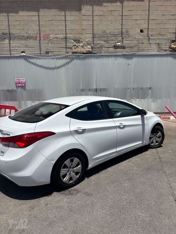 יונדאי I35