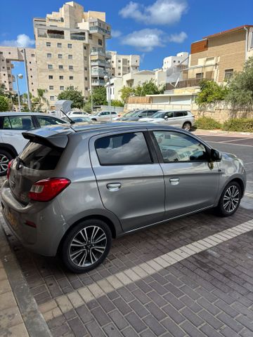 מיצובישי ספייס סטאר