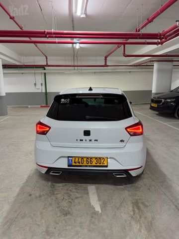 סיאט איביזה