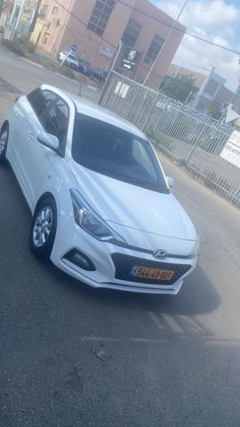 מודעת רכב יונדאי i20
