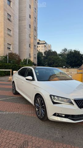 סקודה סופרב