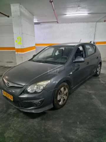 יונדאי i30