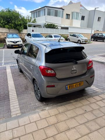 מיצובישי ספייס סטאר