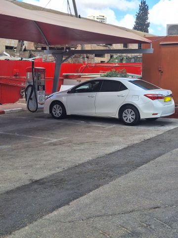 מודעת רכב טויוטה קורולה
