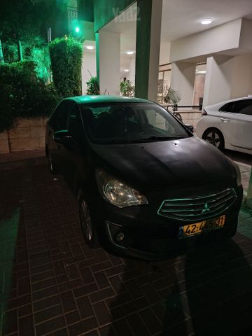 מודעת רכב מיצובישי אטראז'