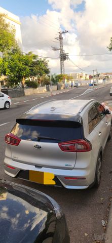 קיה נירו