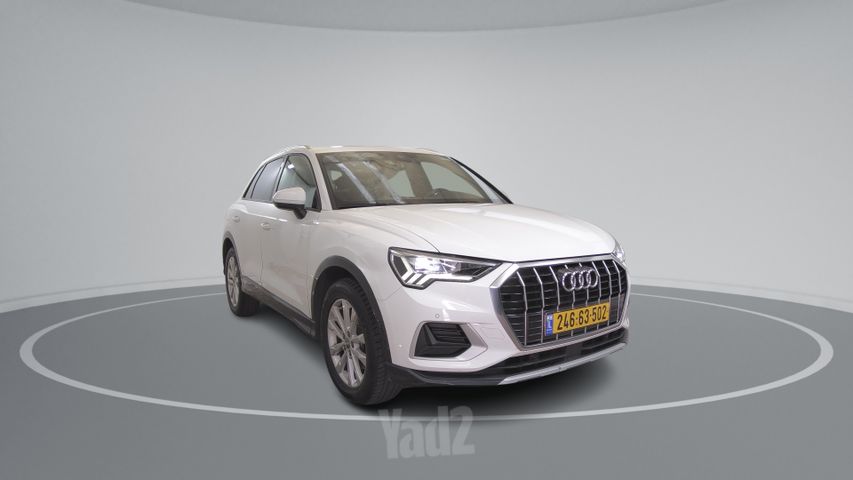 אאודי Q3
