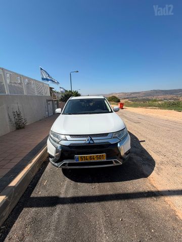 מיצובישי אאוטלנדר