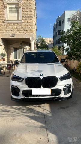 ב מ וו X5