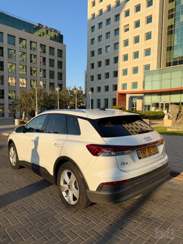 אאודי Q4 e-tron