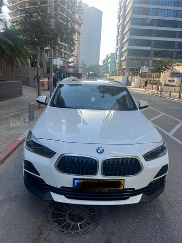 ב מ וו X2