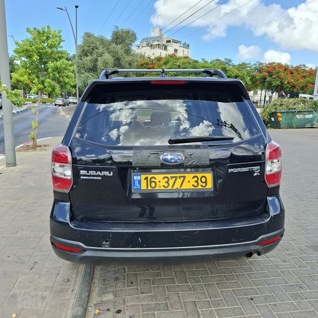 סובארו פורסטר