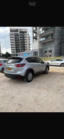 מודעת רכב מאזדה CX-5