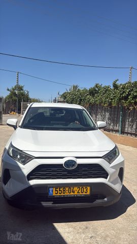 מודעת רכב טויוטה RAV4
