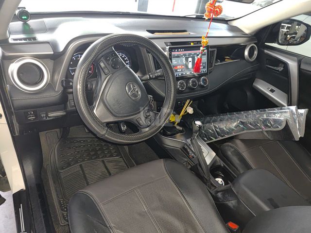 טויוטה RAV4