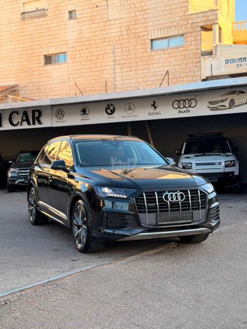 אאודי Q7
