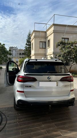 ב מ וו X5