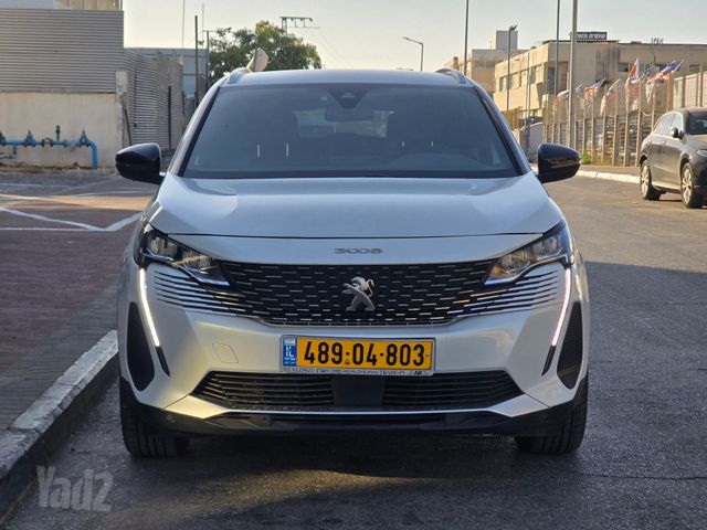 פיג'ו 3008