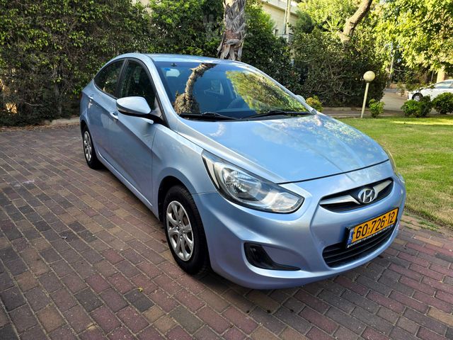 יונדאי אקסנט i25