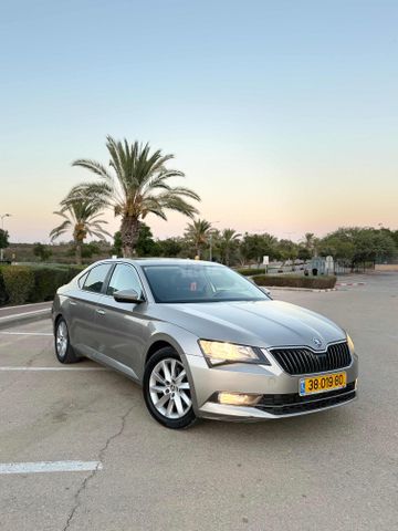 מודעת רכב סקודה סופרב