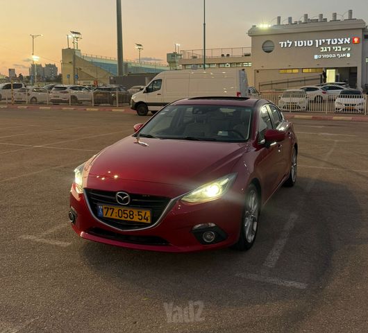 מודעת רכב מאזדה 3