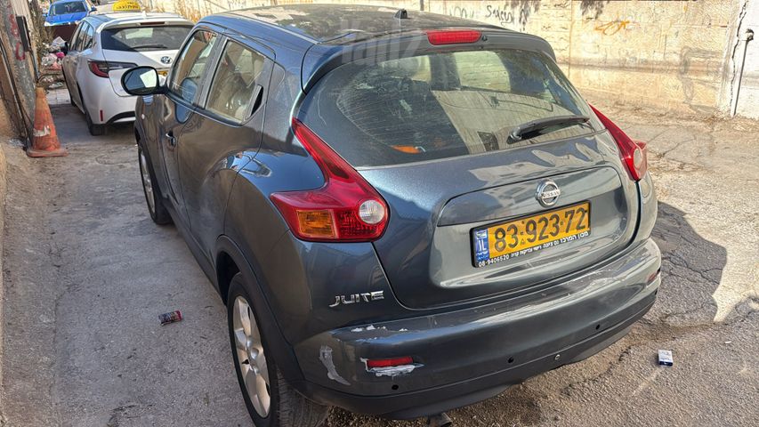 ניסאן ג'וק