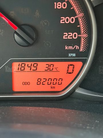 טויוטה יאריס