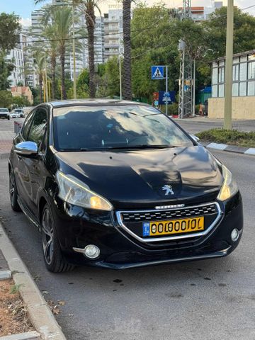 פיג'ו 208
