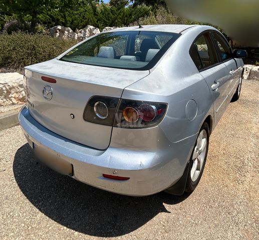 מודעת רכב מאזדה 3