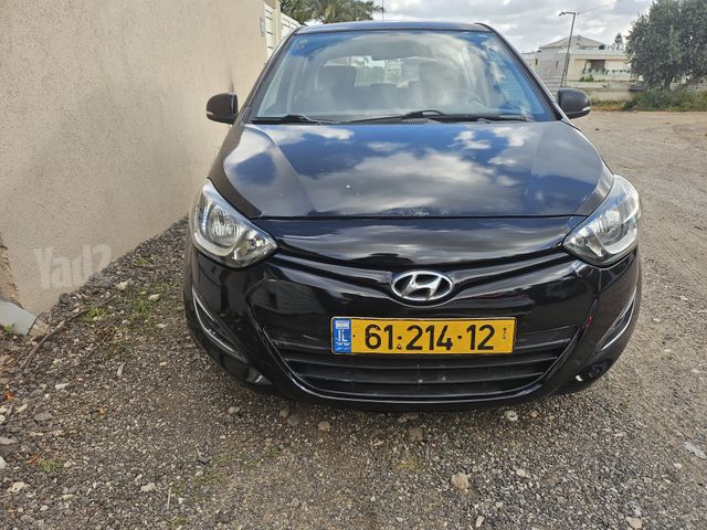 מודעת רכב יונדאי i20