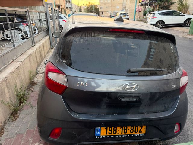 יונדאי i10