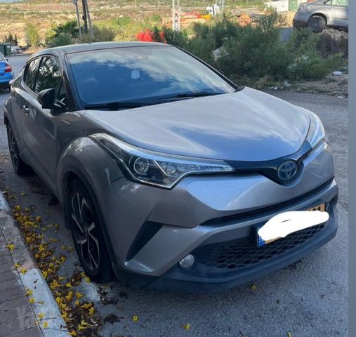 מודעת רכב טויוטה C-HR