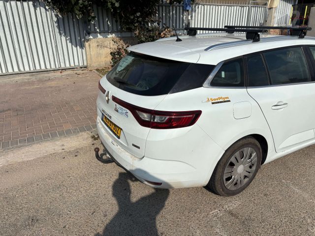 רנו מגאן