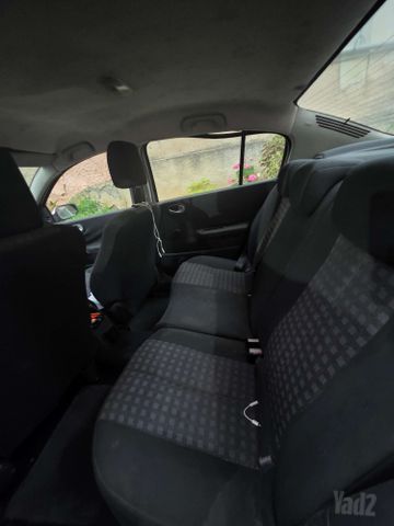 מגאן Business אוט׳ 1.6 (110 כ״ס)