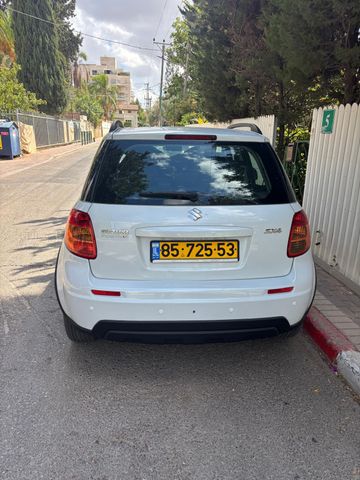 סוזוקי SX4