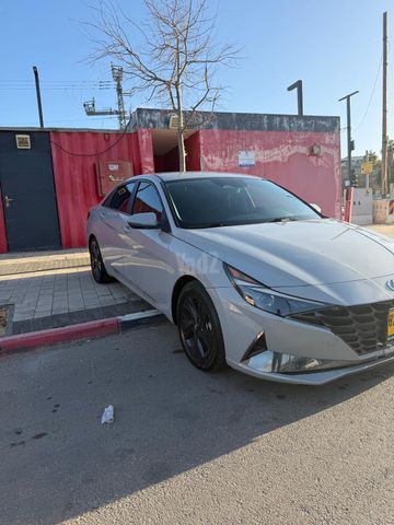יונדאי אלנטרה