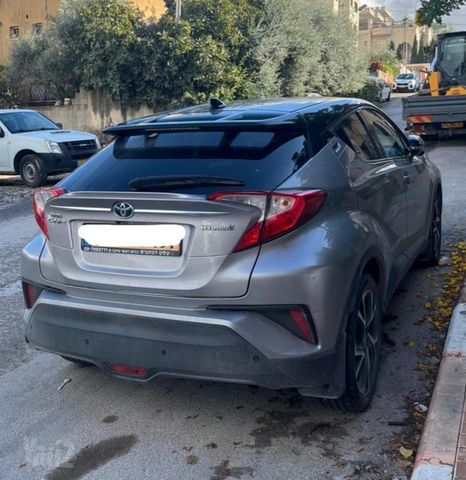 טויוטה C-HR