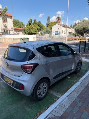 יונדאי i10
